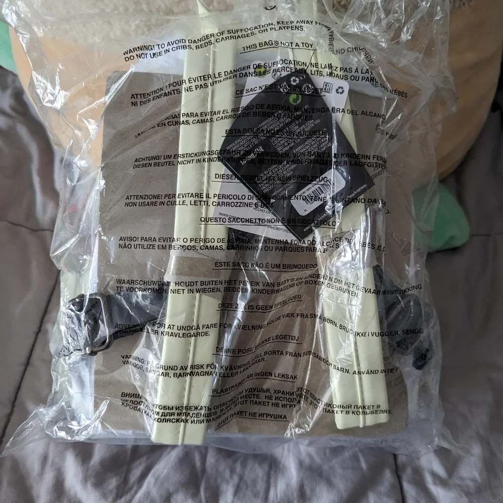 Loungefly Nightmare Before Christmas Zero mini backpack and wallet set - Picture 3 of 6